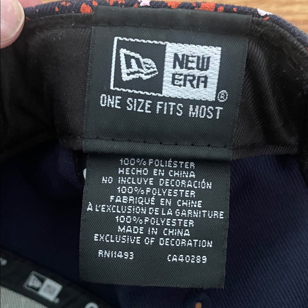 New Era Chicago Bears Black, Orange & White Paint-Splatter Fitted Cap - Picture 3 of 5